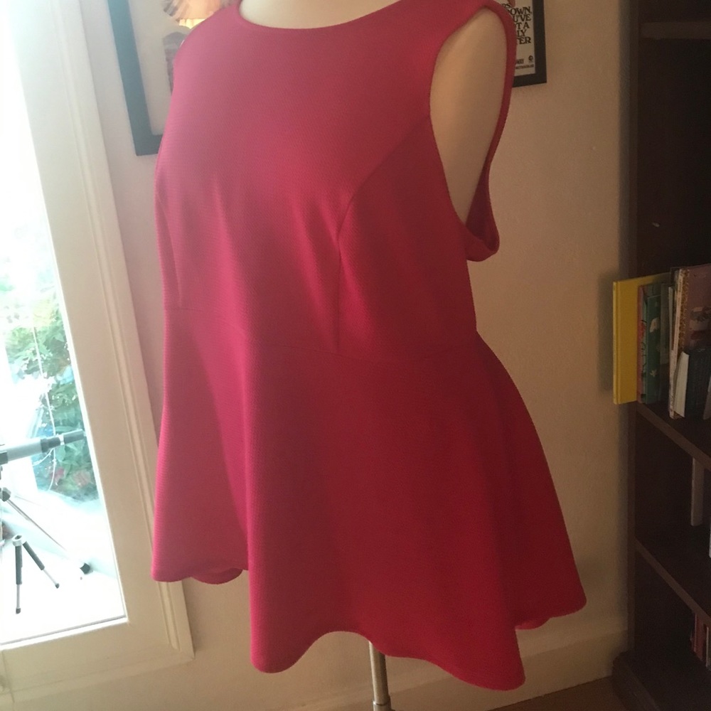 Torrid pink sleeveless peplum 4x